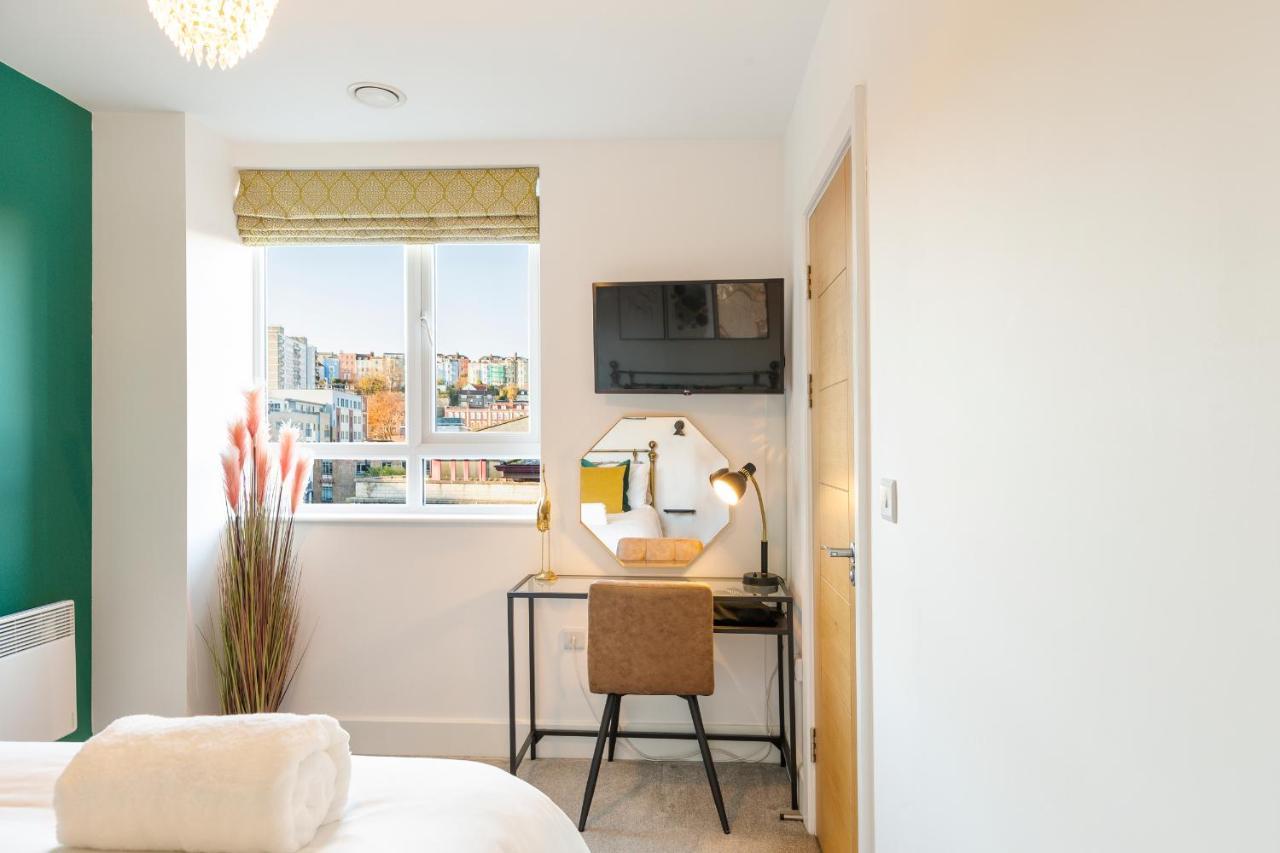 City Centre - Free Parking - Stylish 2 Bedroom Apartment Bristol Esterno foto